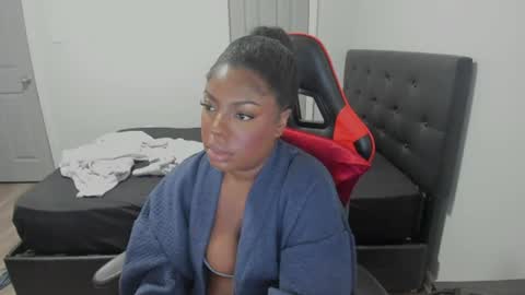 Snapshot of sxamleuy chatting on 06/20/26, 05:32 sxamleuy online show from 06/20/26, 05:32