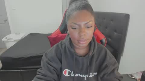 Snapshot of sxamleuy chatting on 07/07/26, 06:47 sxamleuy online show from 07/07/26, 06:47