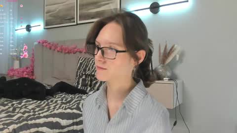 Snapshot of sybilkoepf chatting on 06/10/26, 07:07 Christine or just Chris online show from 06/10/26, 07:07