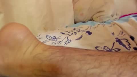 Snapshot of syd_achmed chatting on 10/17/25, 04:53 Greg online show from 10/17/25, 04:53