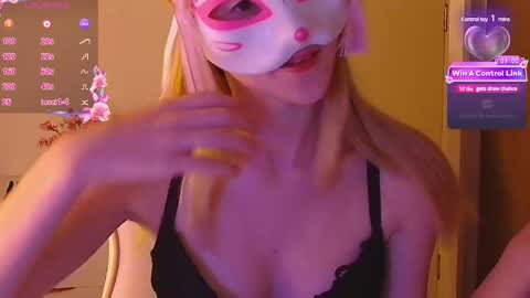 Milena online show from 01/06/25, 01:31