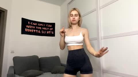 Mona online show from 01/13/26, 05:18