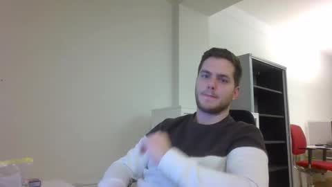 Snapshot of syl092 chatting on 12/10/24, 04:38 syl092 online show from 12/10/24, 04:38