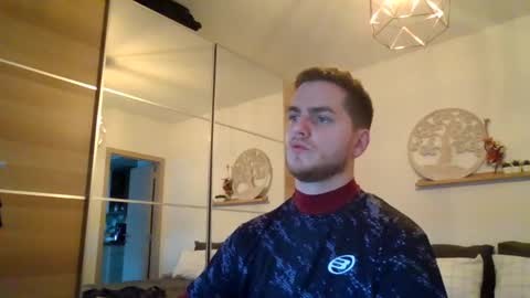 Snapshot of syl092 chatting on 01/03/25, 03:44 syl092 online show from 01/03/25, 03:44