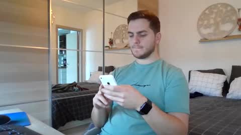 Snapshot of syl092 chatting on 01/09/25, 11:03 syl092 online show from 01/09/25, 11:03