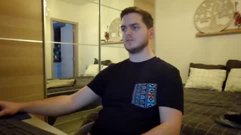 Snapshot of syl092 chatting on 01/13/25, 05:33 syl092 online show from 01/13/25, 05:33