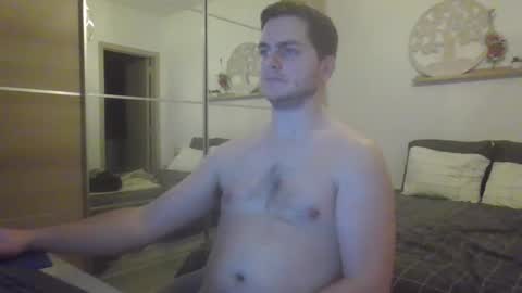 Snapshot of syl092 chatting on 02/03/25, 05:14 syl092 online show from 02/03/25, 05:14