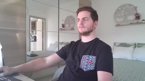 Snapshot of syl092 chatting on 02/23/25, 03:08 syl092 online show from 02/23/25, 03:08