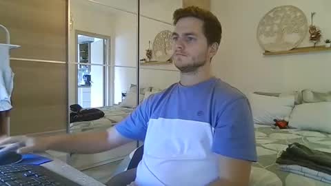 syl092 online show from 11/09/25, 01:53