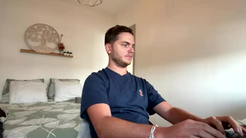 Snapshot of syl092 chatting on 03/06/26, 12:56 syl092 online show from 03/06/26, 12:56