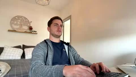 Snapshot of syl092 chatting on 03/23/26, 12:42 syl092 online show from 03/23/26, 12:42