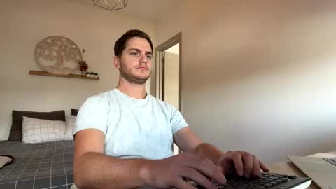 Snapshot of syl092 chatting on 03/28/26, 01:22 syl092 online show from 03/28/26, 01:22