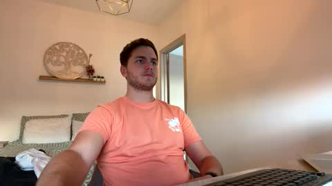 Snapshot of syl092 chatting on 04/01/26, 05:43 syl092 online show from 04/01/26, 05:43