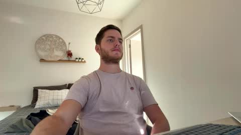 Snapshot of syl092 chatting on 04/21/26, 04:45 syl092 online show from 04/21/26, 04:45