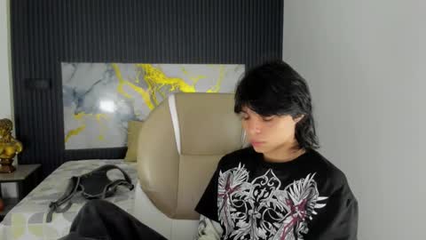 sylasfrost online show from 12/02/25, 07:53