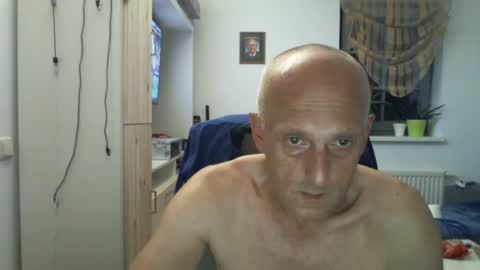 Snapshot of sylverstart92 chatting on 06/27/26, 08:36 sylverstart92 online show from 06/27/26, 08:36