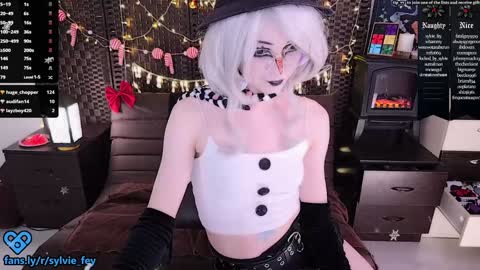 Sylvie online show from 12/28/24, 03:26