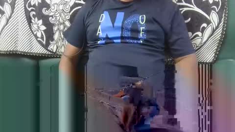 symond_jns online show from 10/01/25, 11:27