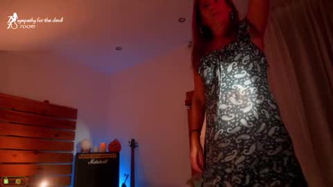 Snapshot of sympathy_for_the_devil chatting on 10/25/25, 09:31 Lily online show from 10/25/25, 09:31