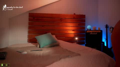 Snapshot of sympathy_for_the_devil chatting on 11/23/25, 10:20 Lily online show from 11/23/25, 10:20