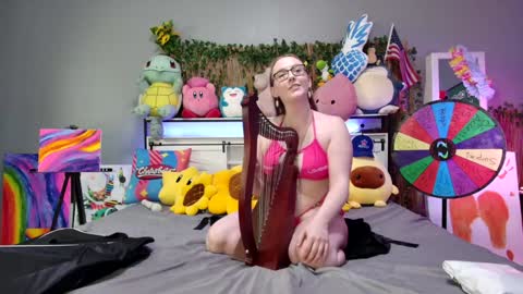 Jennah online show from 11/29/25, 09:51