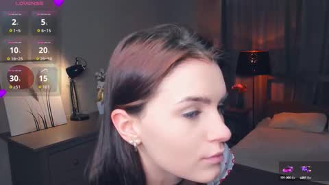 Snapshot of synne_glows chatting on 09/10/25, 07:08 Eva online show from 09/10/25, 07:08