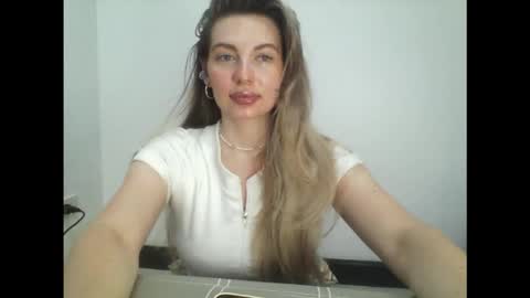 Snapshot of syrami chatting on 02/25/26, 04:27 syrami online show from 02/25/26, 04:27