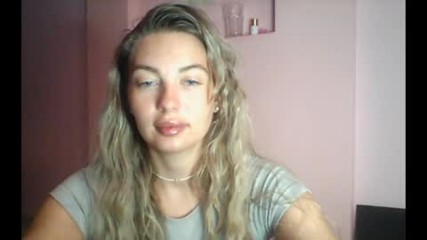 Snapshot of syrami chatting on 03/29/26, 06:19 syrami online show from 03/29/26, 06:19