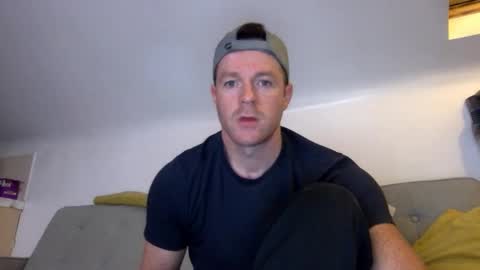 Tygeerr online show from 10/10/25, 08:08