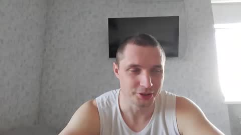 Snapshot of t30t chatting on 04/17/26, 05:32 Den online show from 04/17/26, 05:32