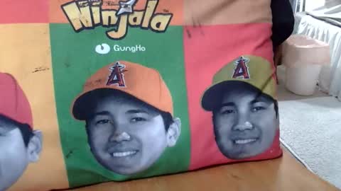 Snapshot of t598602 chatting on 01/17/26, 05:12 tomfre online show from 01/17/26, 05:12