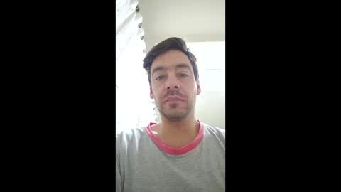 Snapshot of t_fuenzalida chatting on 05/20/26, 08:42 t_fuenzalida online show from 05/20/26, 08:42