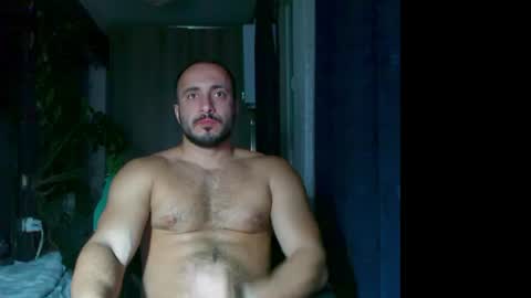 Snapshot of t_huracane chatting on 11/11/25, 05:02 Huracane online show from 11/11/25, 05:02