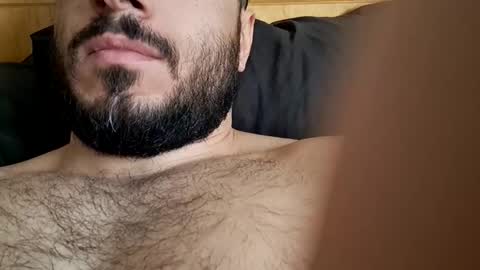 Snapshot of t_huracane chatting on 04/06/26, 04:57 Huracane online show from 04/06/26, 04:57