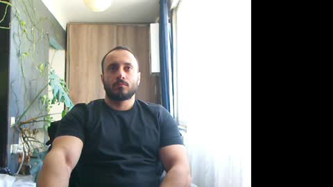 Snapshot of t_huracane chatting on 04/09/26, 09:47 Huracane online show from 04/09/26, 09:47