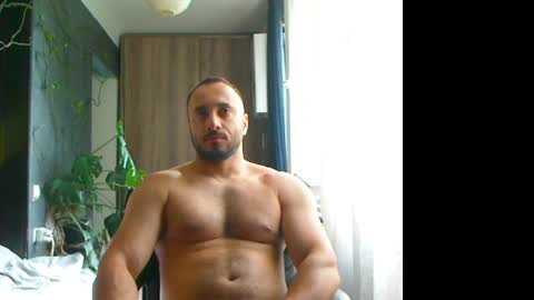Snapshot of t_huracane chatting on 05/23/26, 03:27 Huracane online show from 05/23/26, 03:27