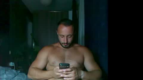 Snapshot of t_huracane chatting on 07/25/26, 05:21 Huracane online show from 07/25/26, 05:21