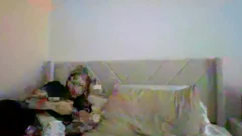 Snapshot of t_princess_t chatting on 09/27/25, 05:34 t_princess_t online show from 09/27/25, 05:34