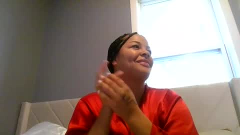 Snapshot of t_princess_t chatting on 11/05/25, 04:18 t_princess_t online show from 11/05/25, 04:18