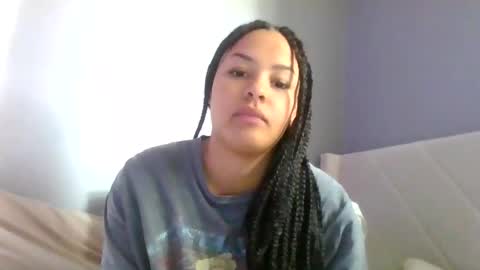 Snapshot of t_princess_t chatting on 11/11/25, 05:24 t_princess_t online show from 11/11/25, 05:24