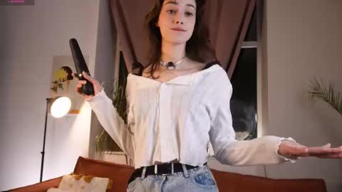 Snapshot of t_tragedienne chatting on 11/11/25, 01:55 Heeey im Helena3 -- fav555100333 -- pvts only premium and after my public show 3 online show from 11/11/25, 01:55