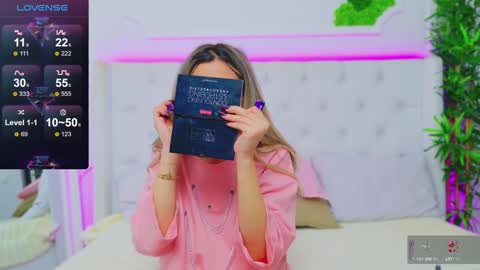 Arianna online show from 12/12/24, 04:32