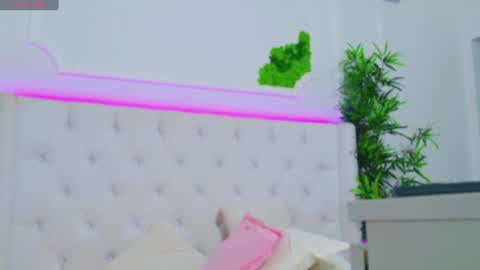 Arianna online show from 01/23/25, 07:51