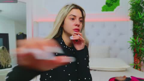 Arianna online show from 01/24/25, 01:25