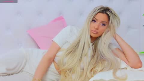 Arianna online show from 01/29/25, 04:41