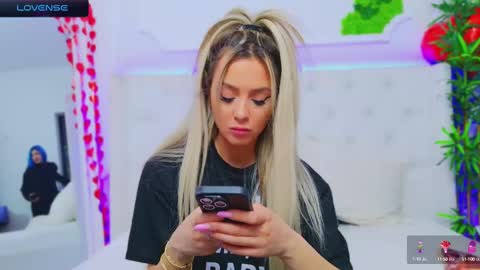 Arianna online show from 02/19/25, 07:59