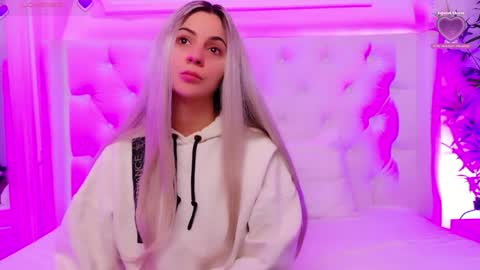 Snapshot of taahiraarabian chatting on 04/02/26, 12:25 Arianna online show from 04/02/26, 12:25