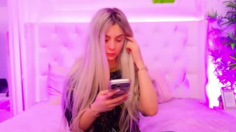 Snapshot of taahiraarabian chatting on 04/03/26, 12:25 Arianna online show from 04/03/26, 12:25