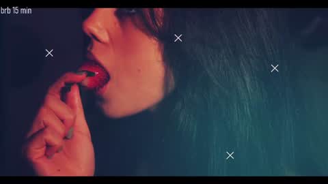 Snapshot of taanni_bc chatting on 10/26/25, 10:04 TAANNI online show from 10/26/25, 10:04