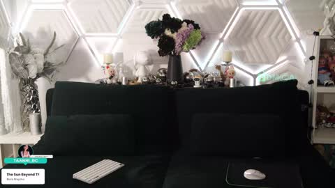 Snapshot of taanni_bc chatting on 02/28/26, 09:27 TAANNI online show from 02/28/26, 09:27